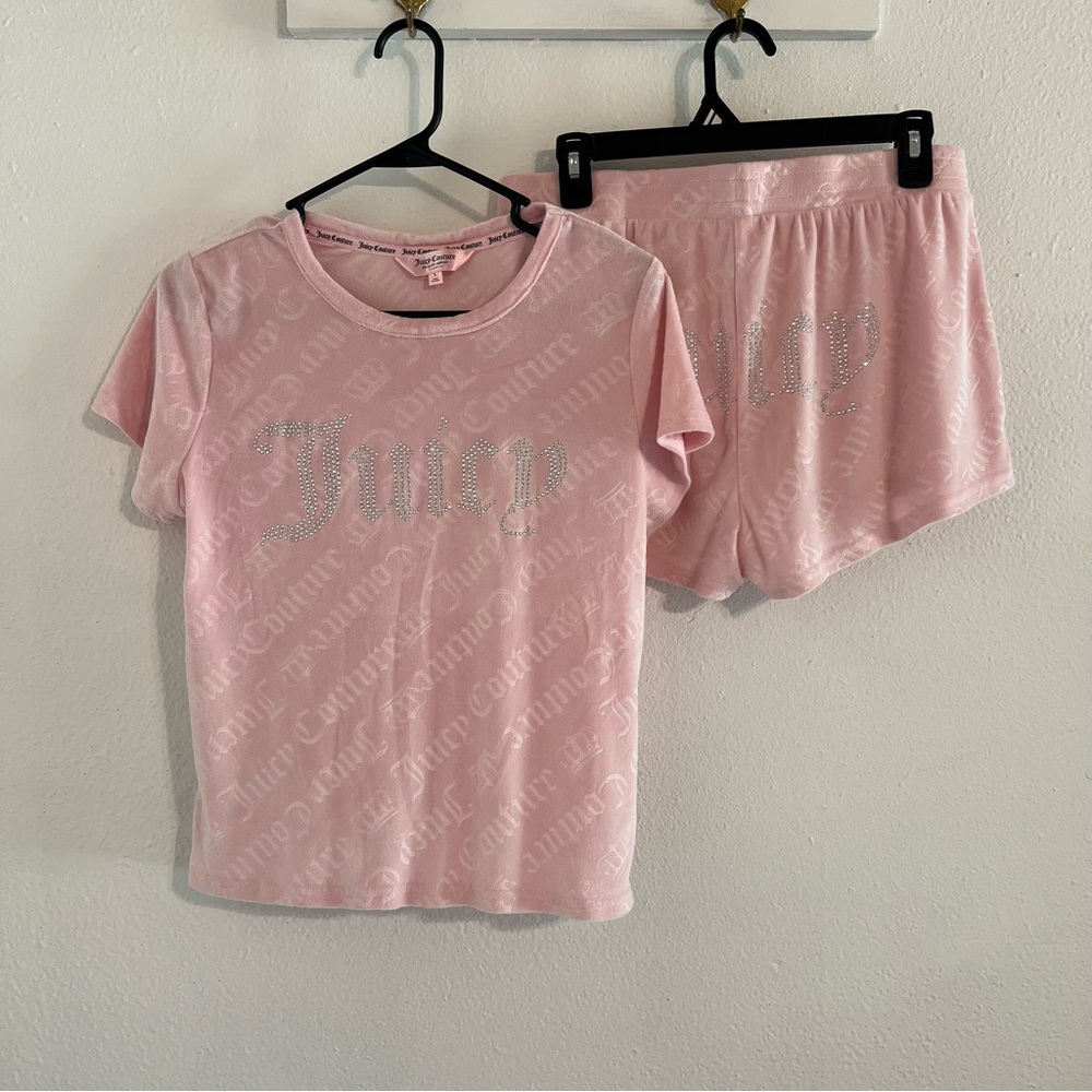 Juicy Couture Pink 2-Piece Tank & Shorts Pajama Set Size L "BLING JUICY" - Picture 1 of 6